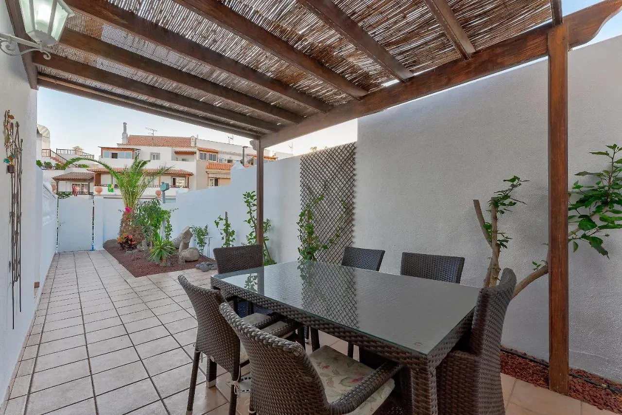 Marvelous Holiday Home - Villa La Caleta Costa Adeje