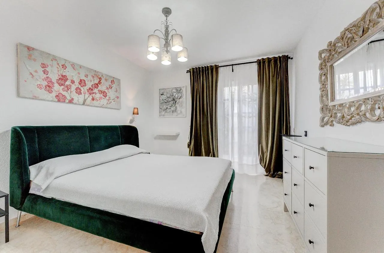 Marvelous Holiday Home - Villa La Caleta Costa Adeje  Espanha